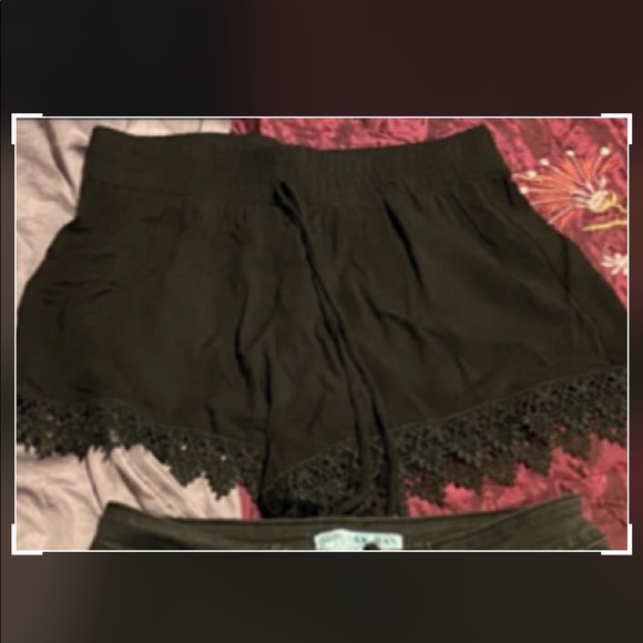 Shorts - Picture 1 of 1